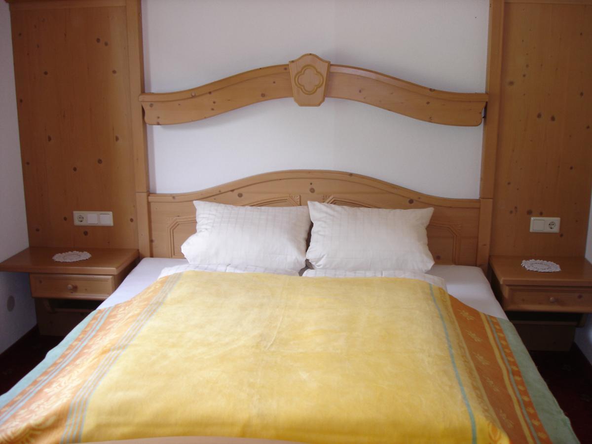 Hotel Garni Foersterheim イシュグル エクステリア 写真